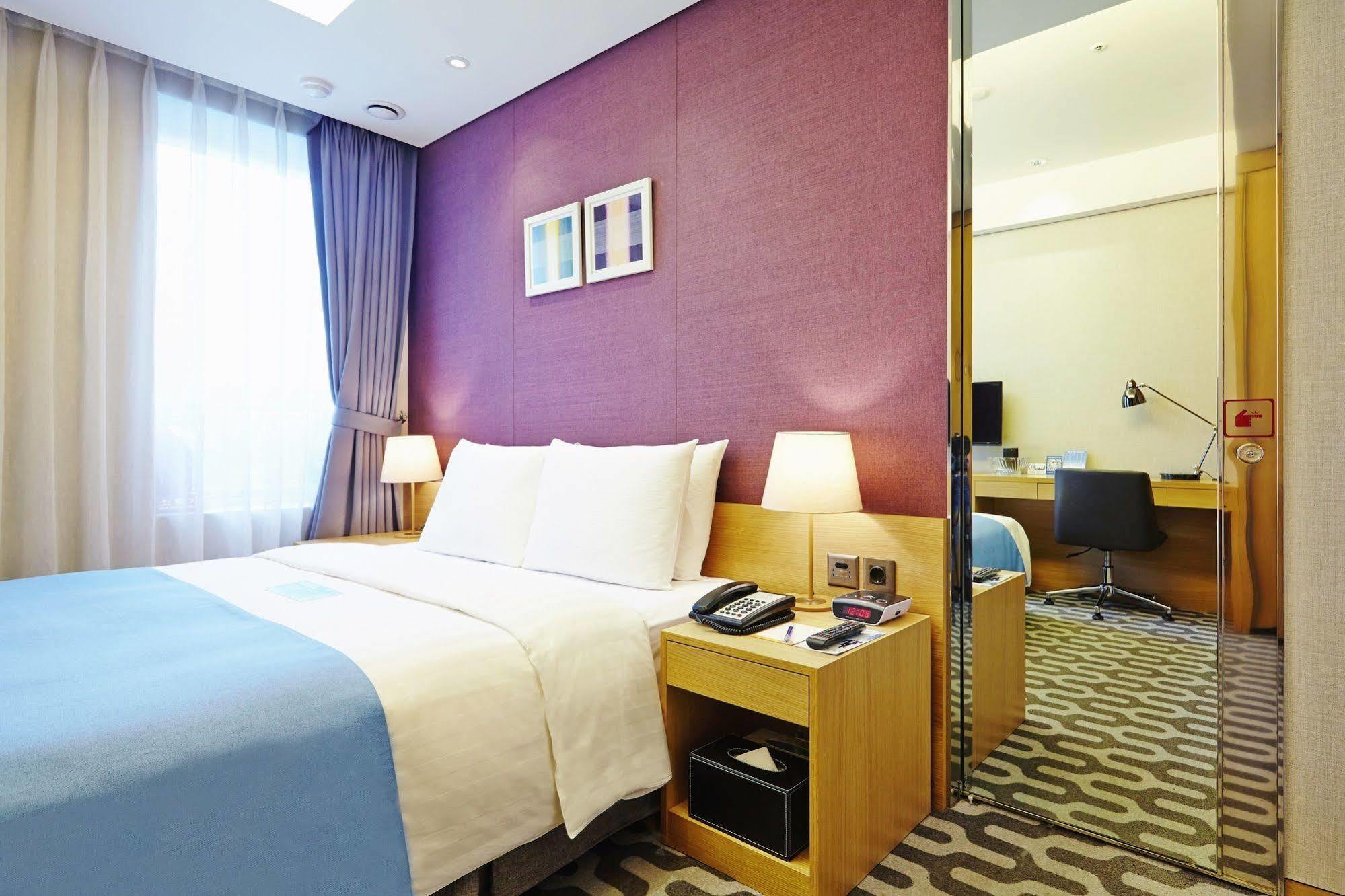 Days Hotel By Wyndham Seoul Myeongdong Kültér fotó